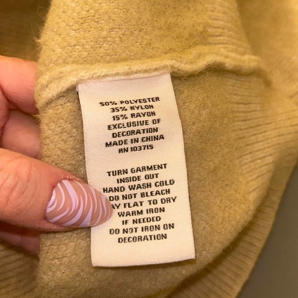 Nanette Lepore Retro Pearl Sweater Womens L Floral Pullover
Beading - Picture 5 of 6